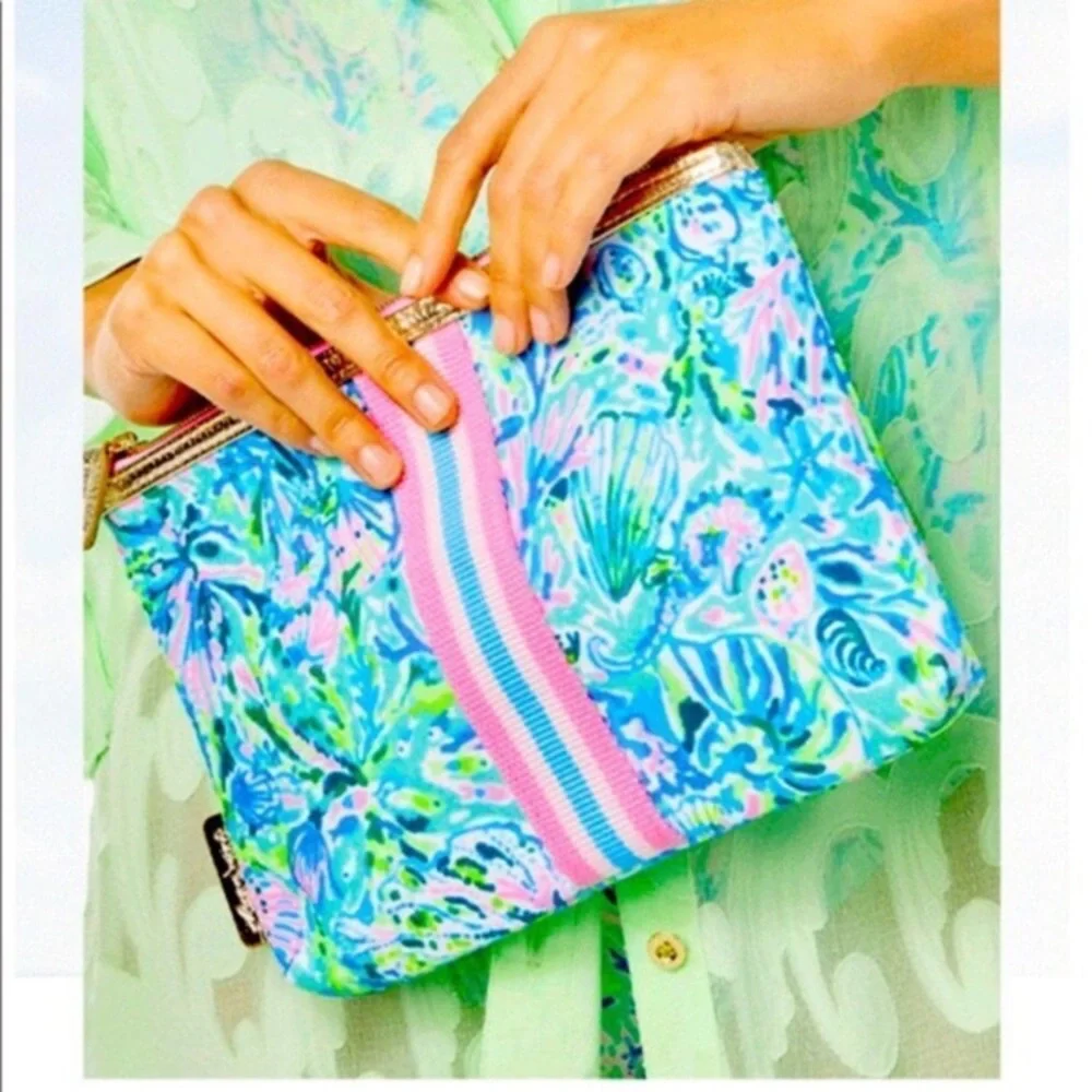 Lilly Pulitzer Surf Blue Soleil Clutch NWOT - Picture 3 of 6